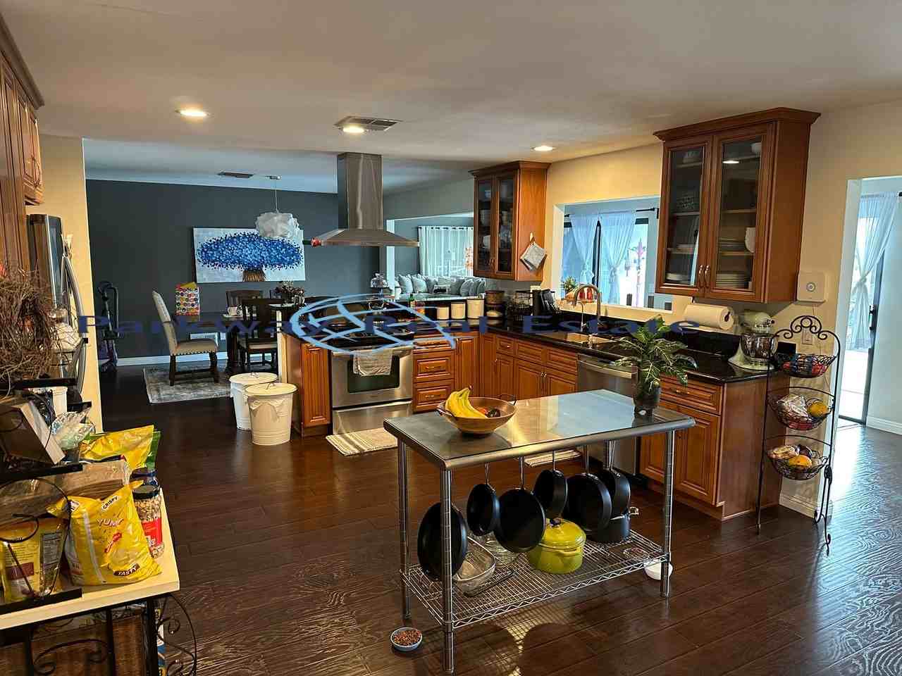 347 S Westwind Dr - Photo 4 of 19