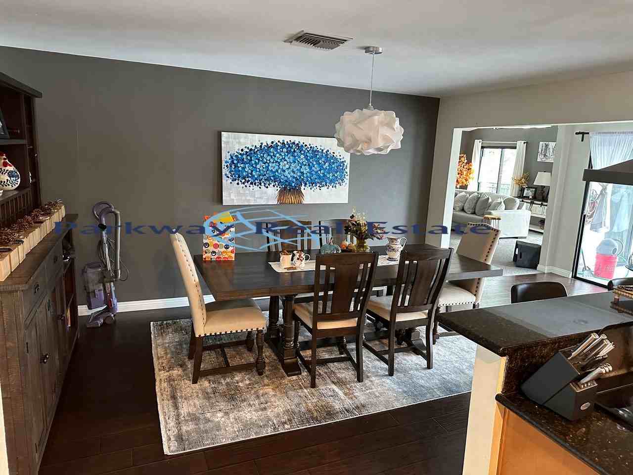 347 S Westwind Dr - Photo 5 of 19
