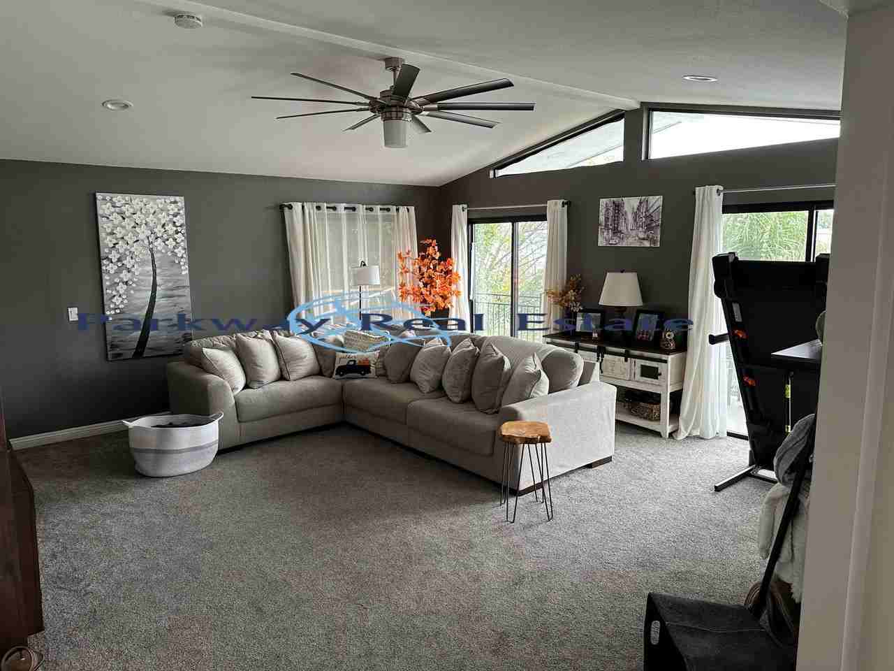 347 S Westwind Dr - Photo 6 of 19