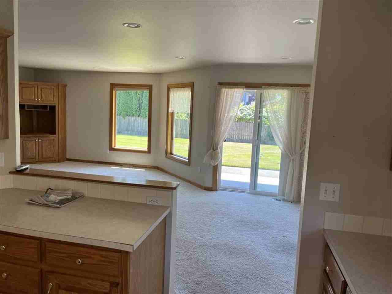 219 W Maberry Dr - Photo 6 of 13