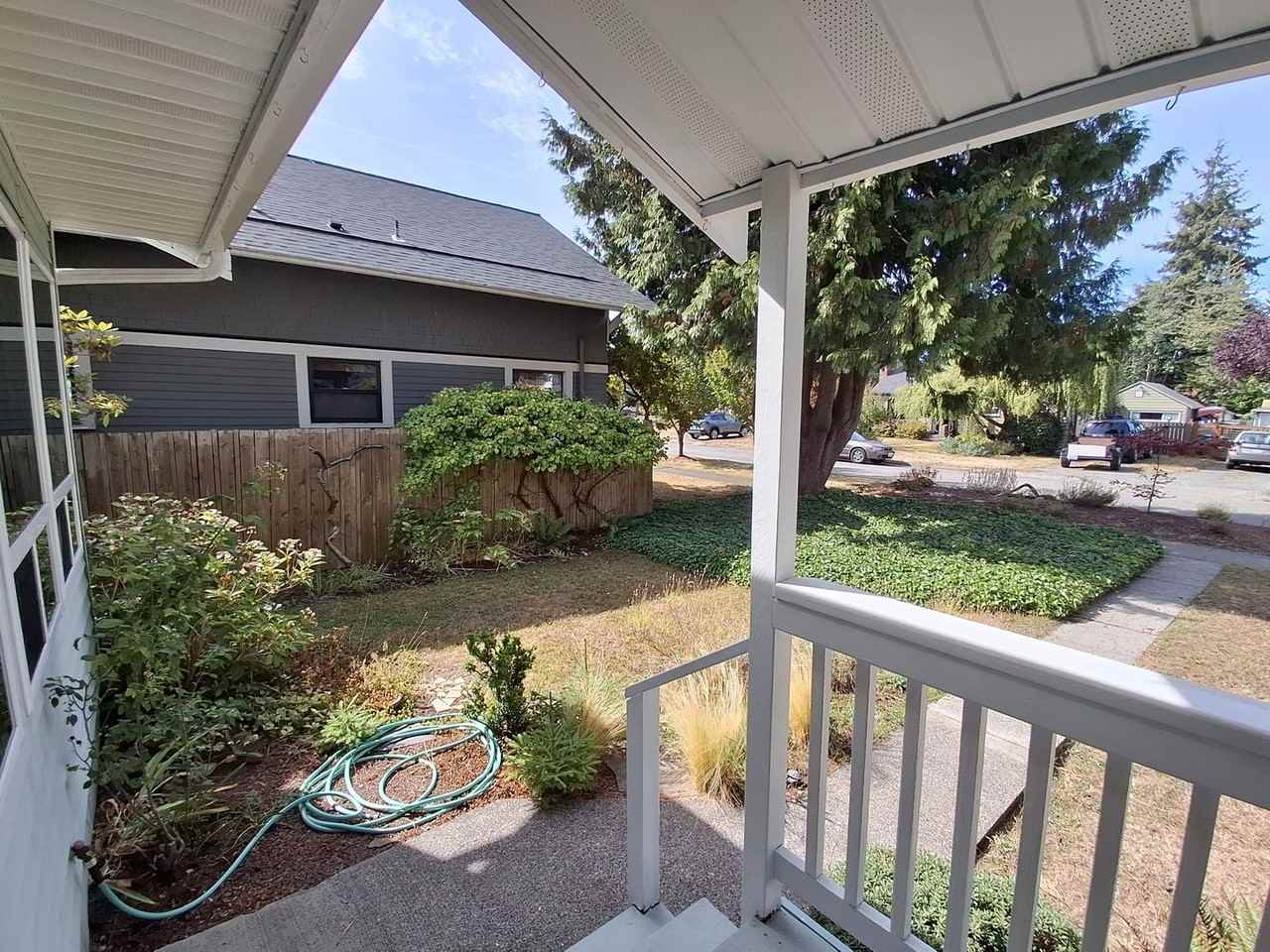 2716 Elm St - Photo 4 of 32