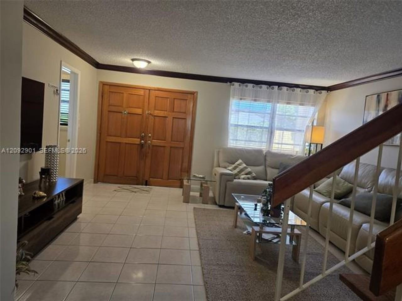 9 126XX SW 9 th B - Photo 2 of 27