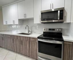 1175 W 33rd Pl #1175 - Photo 1 of 1