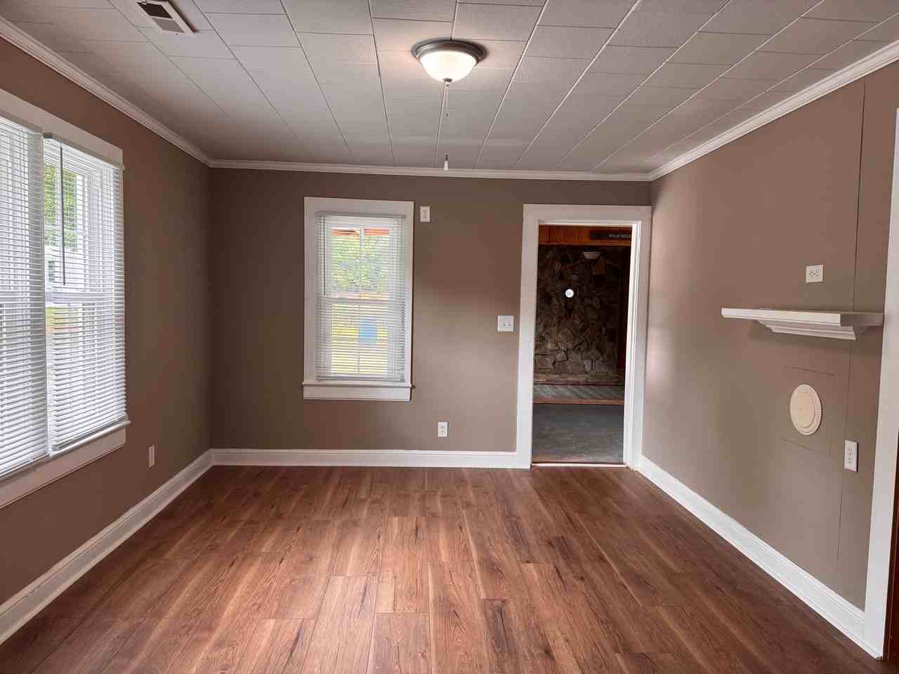 5680 Jackson Creek Rd - Photo 2 of 21