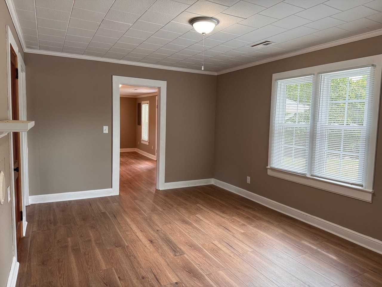 5680 Jackson Creek Rd - Photo 3 of 21