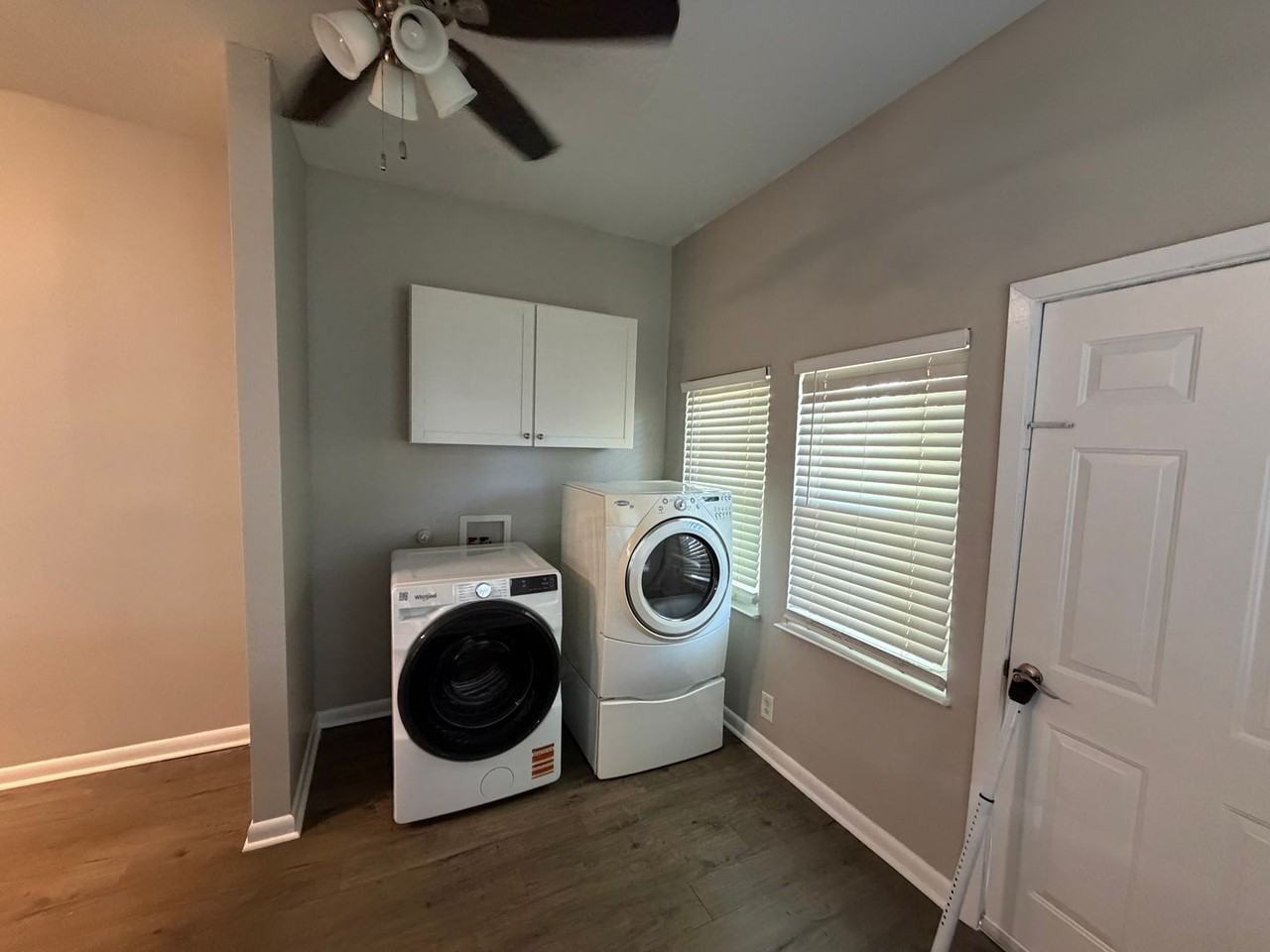 3642 Fairmont Dr - Photo 7 of 7