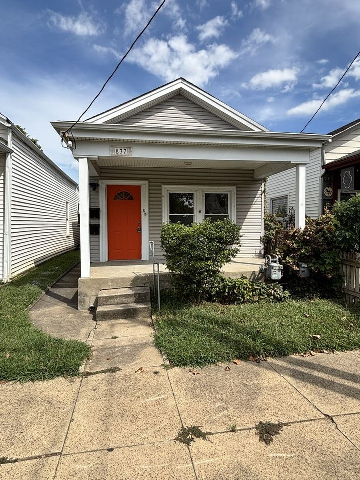 837 E Burnett Ave #A