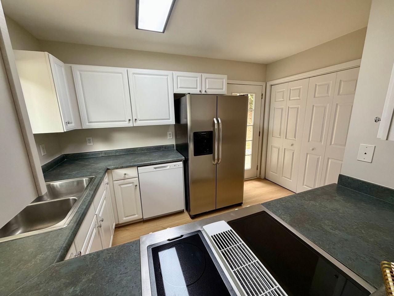 121 Grand Oak Cir - Photo 5 of 12