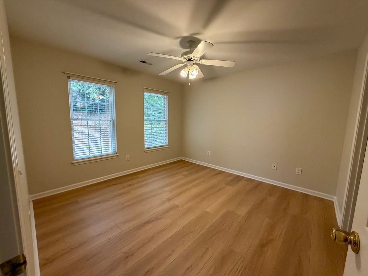 121 Grand Oak Cir - Photo 7 of 12