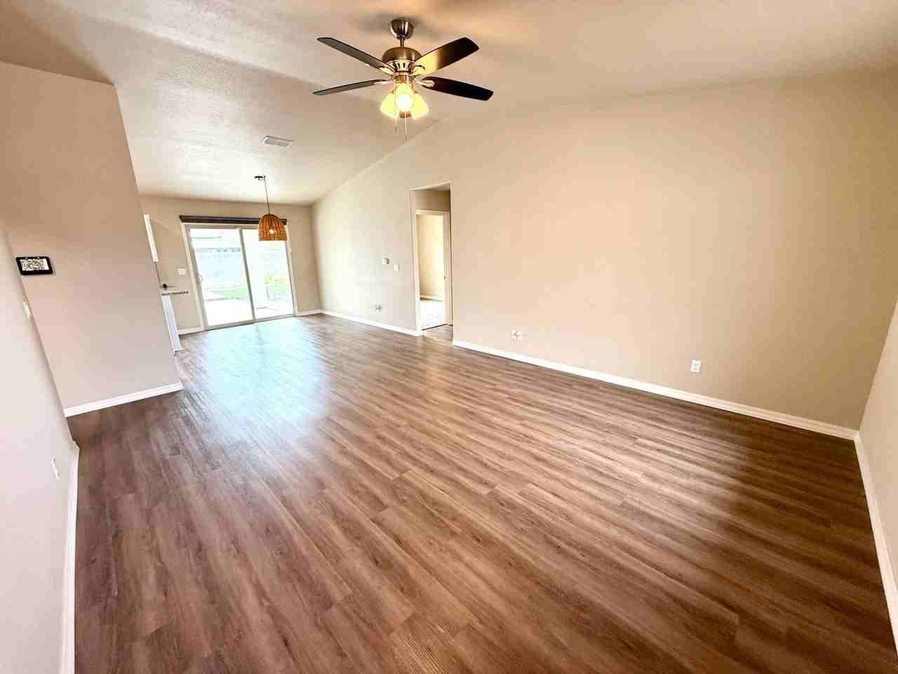 2650 E Estrella Vis - Photo 5 of 48