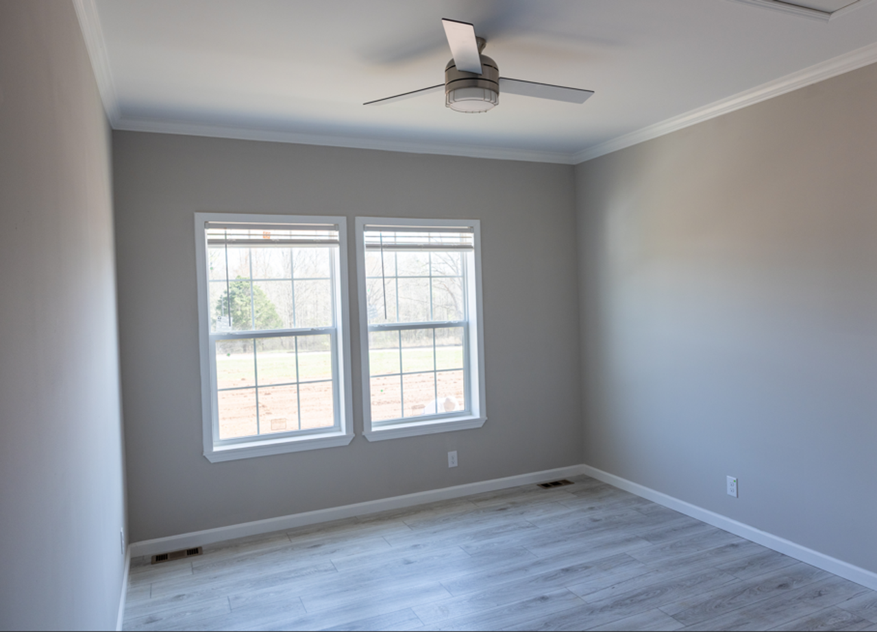 291 Chamberlain Way - Photo 6 of 10