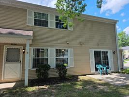 featured image of 13622 Oakbrook Dr