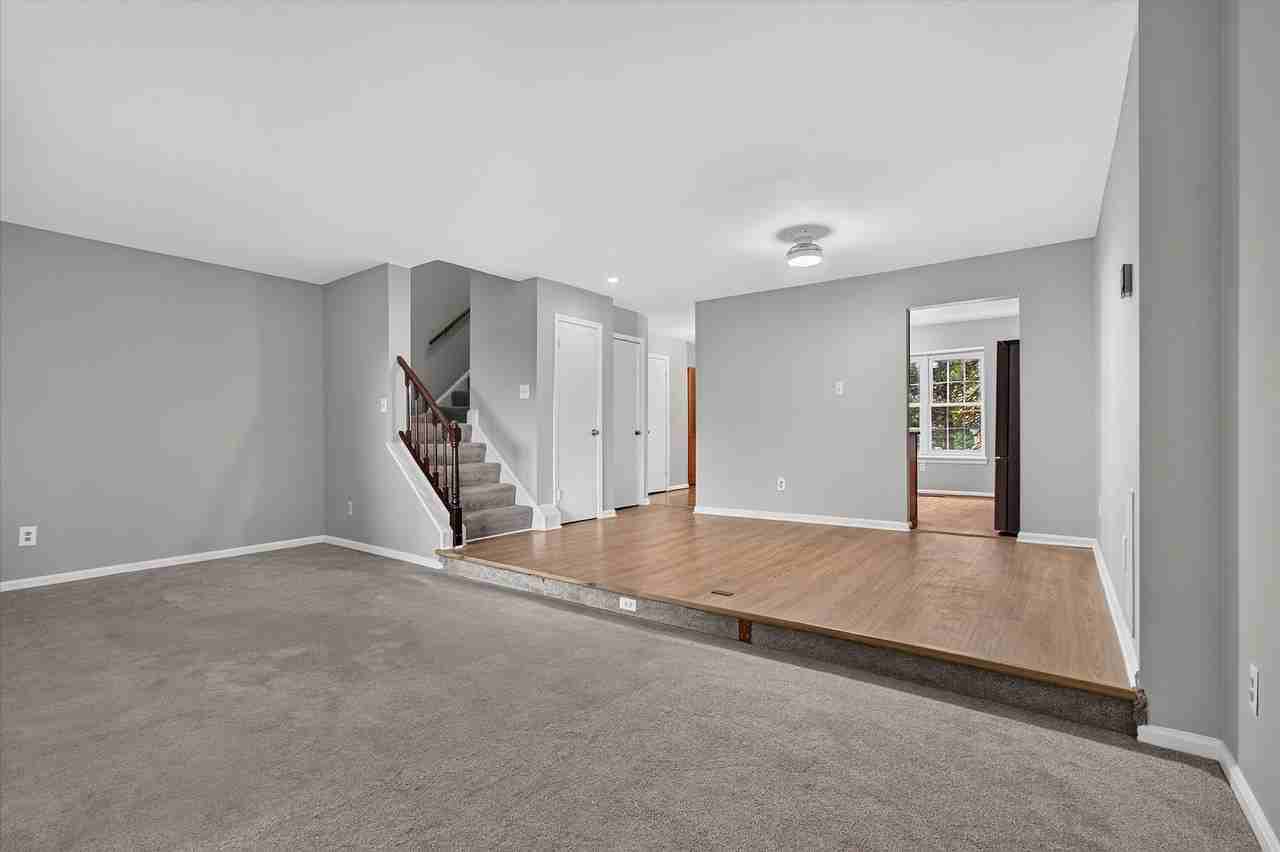 8346 Stationhouse Ct - Photo 7 of 21