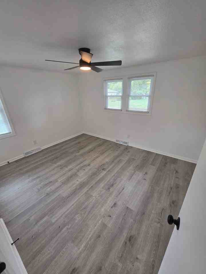 13512 W 90th Pl - Photo 3 of 16