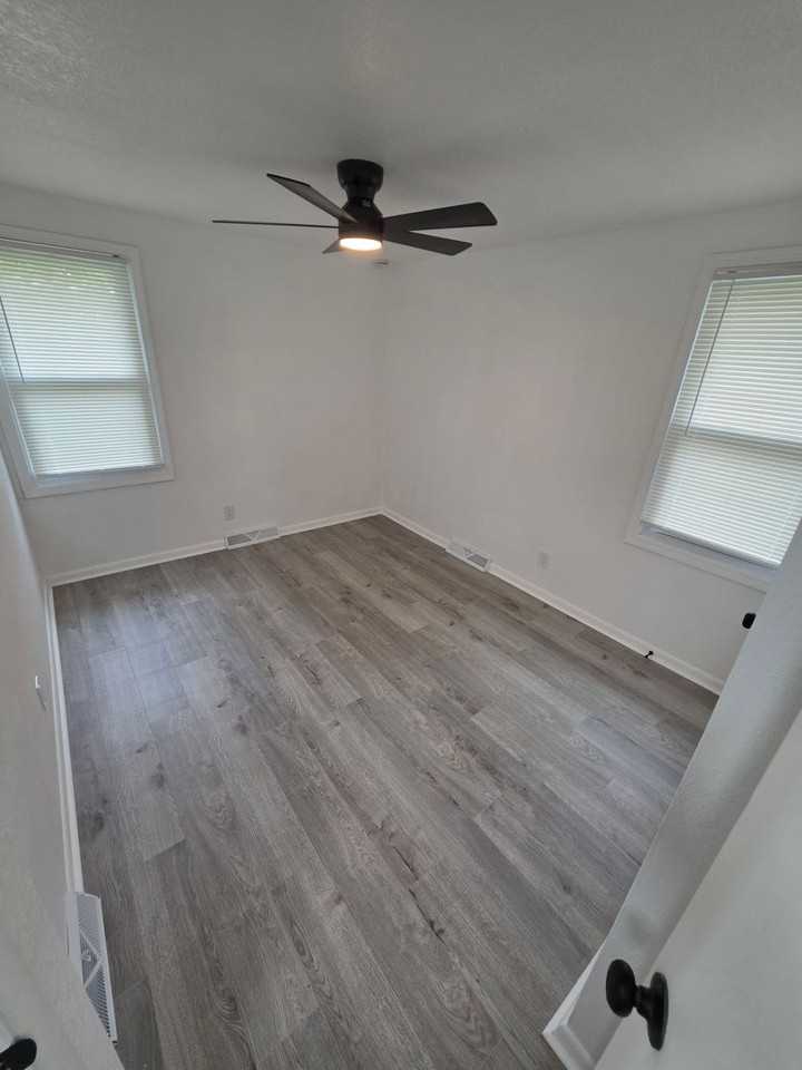 13512 W 90th Pl - Photo 6 of 16