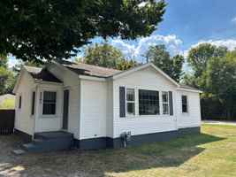 featured image of 2365 W Wedington Dr