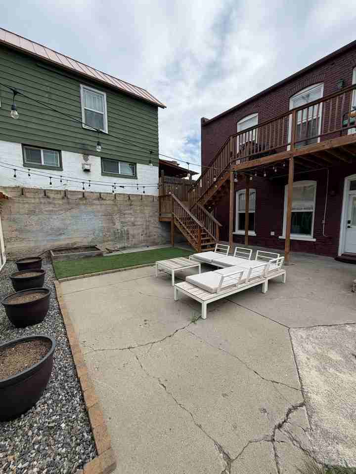 943 941- 943 W Granite - Photo 2 of 24