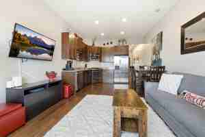 featured image of 6169 Park Ln S #57