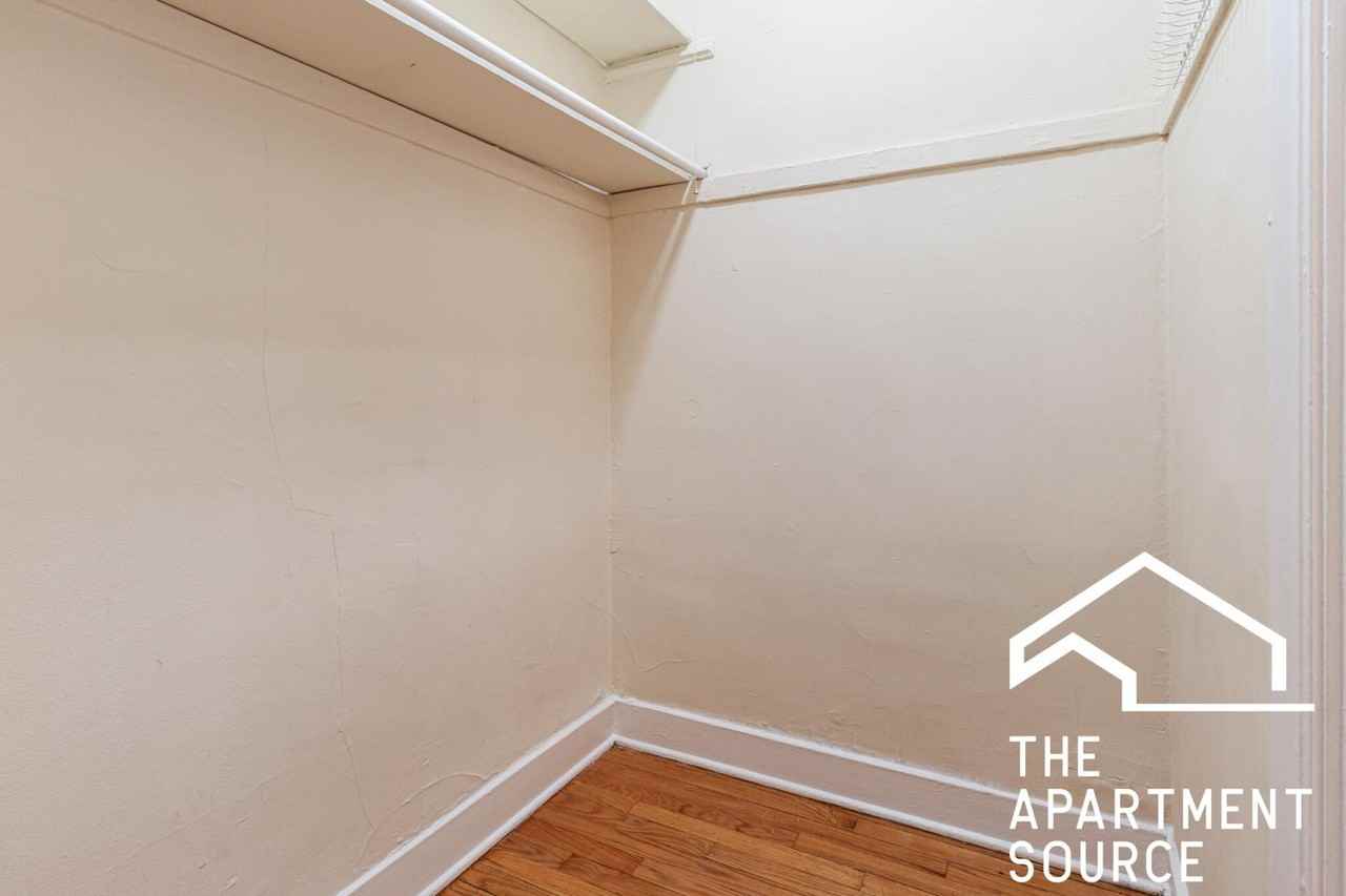 536 W Arlington Pl #117 - Photo 6 of 8