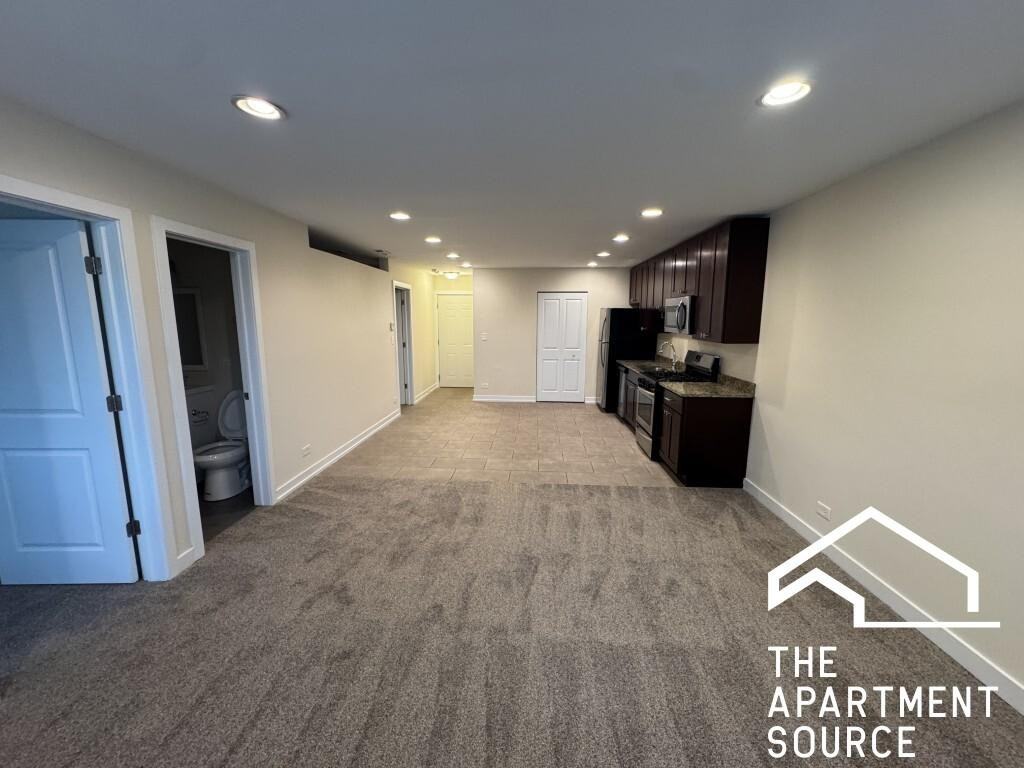 2808 N Major Ave #2 - Photo 3 of 10