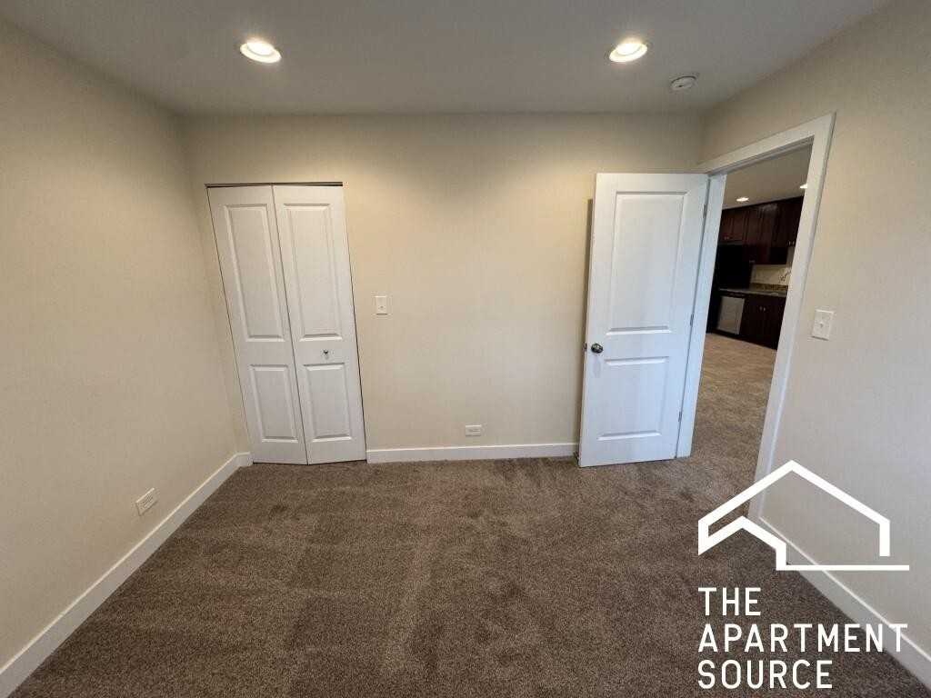 2808 N Major Ave #2 - Photo 6 of 10