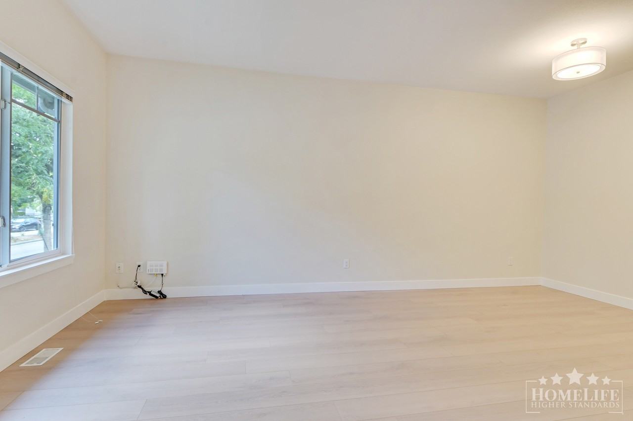 16640 60 Ave - Photo 3 of 27
