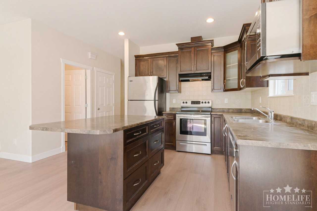 16640 60 Ave - Photo 6 of 27