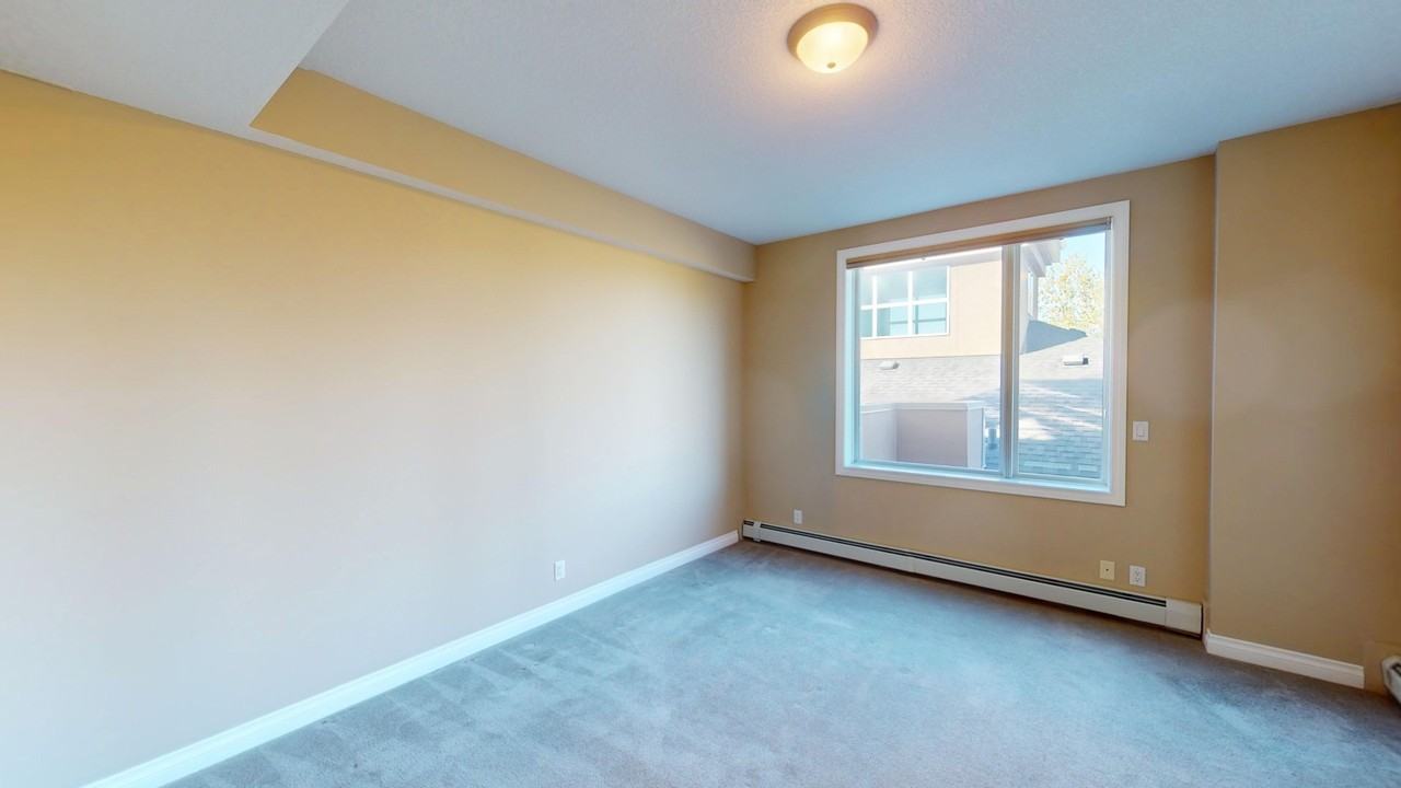 3306, 24 Hemlock Crescent SW - Photo 6 of 7