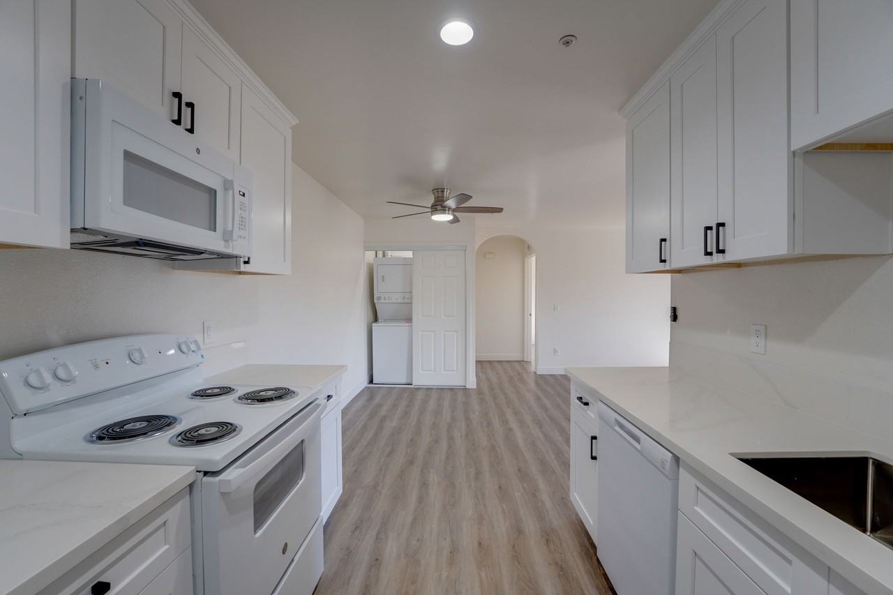 Sycamore Hills Village Apartments - Photo 2 of 37