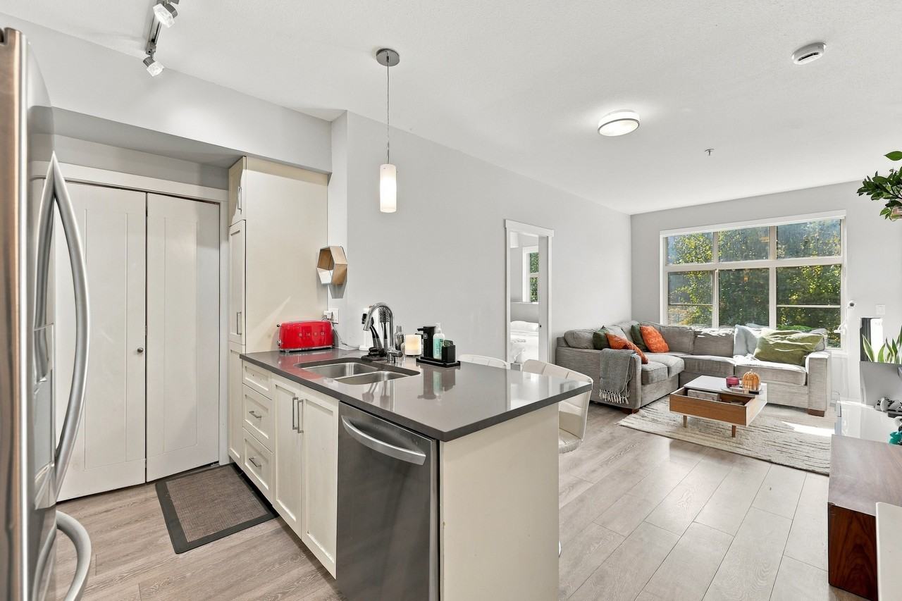 2855 156 Street #310 - Photo 4 of 18