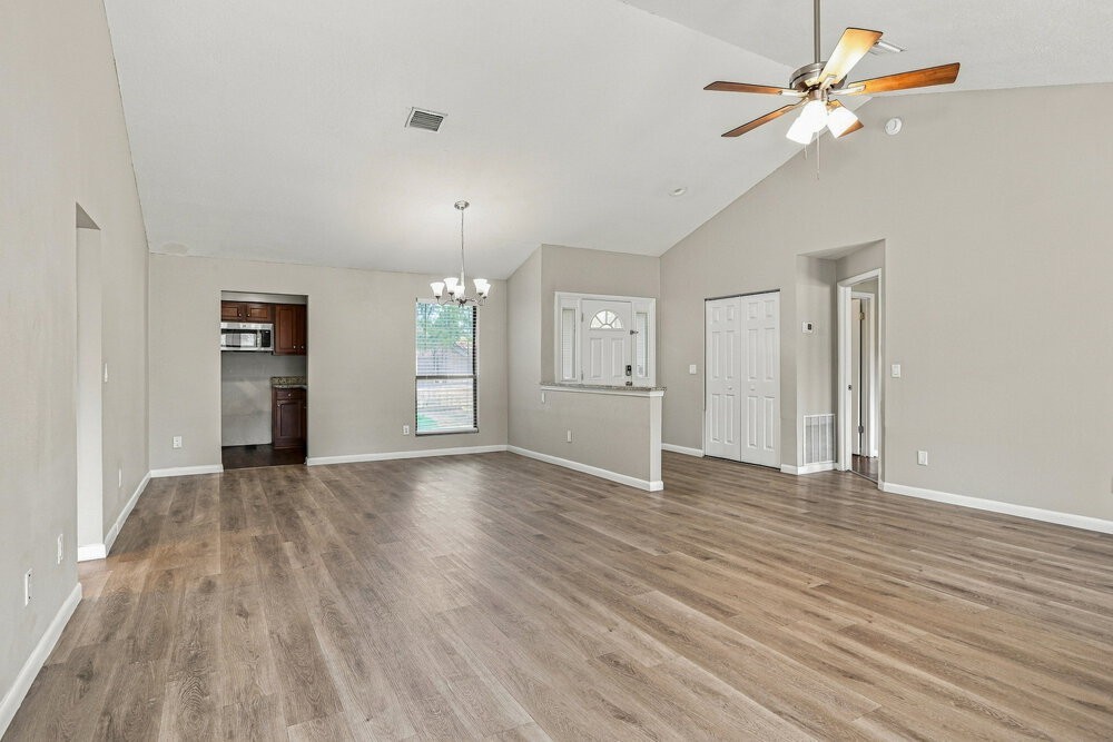 10335 Arrow Forest Ct - Photo 4 of 16