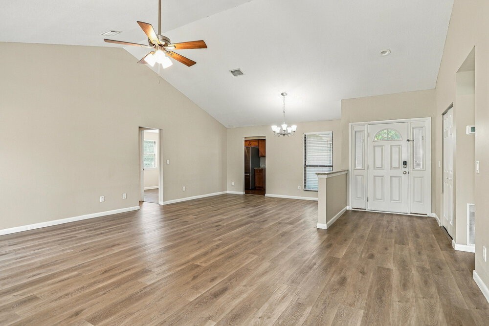 10335 Arrow Forest Ct - Photo 5 of 16