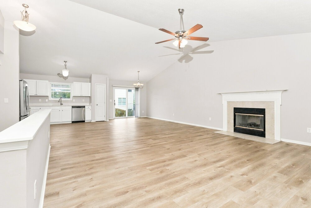 1840 Brandigen Ln - Photo 4 of 17