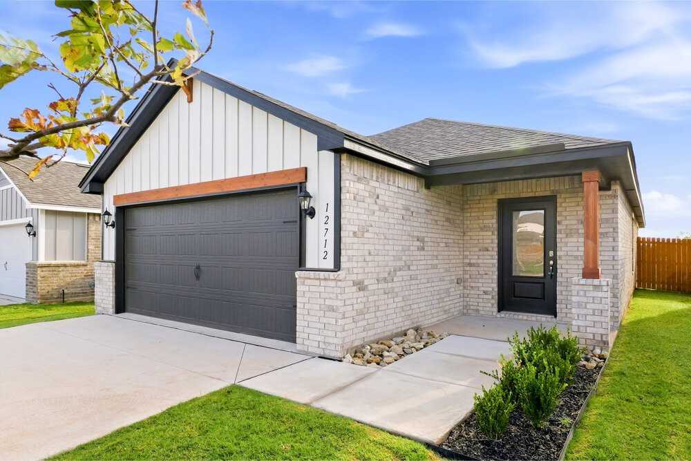 12712 Carrara Ln - Photo 3 of 16