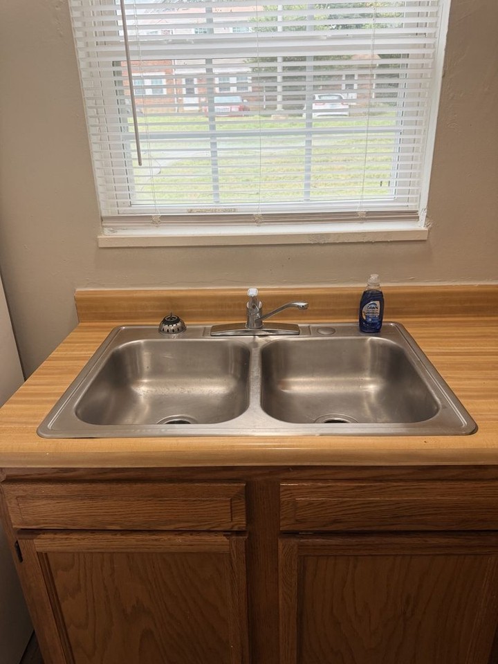 4503 Lakeside Dr - Photo 4 of 14