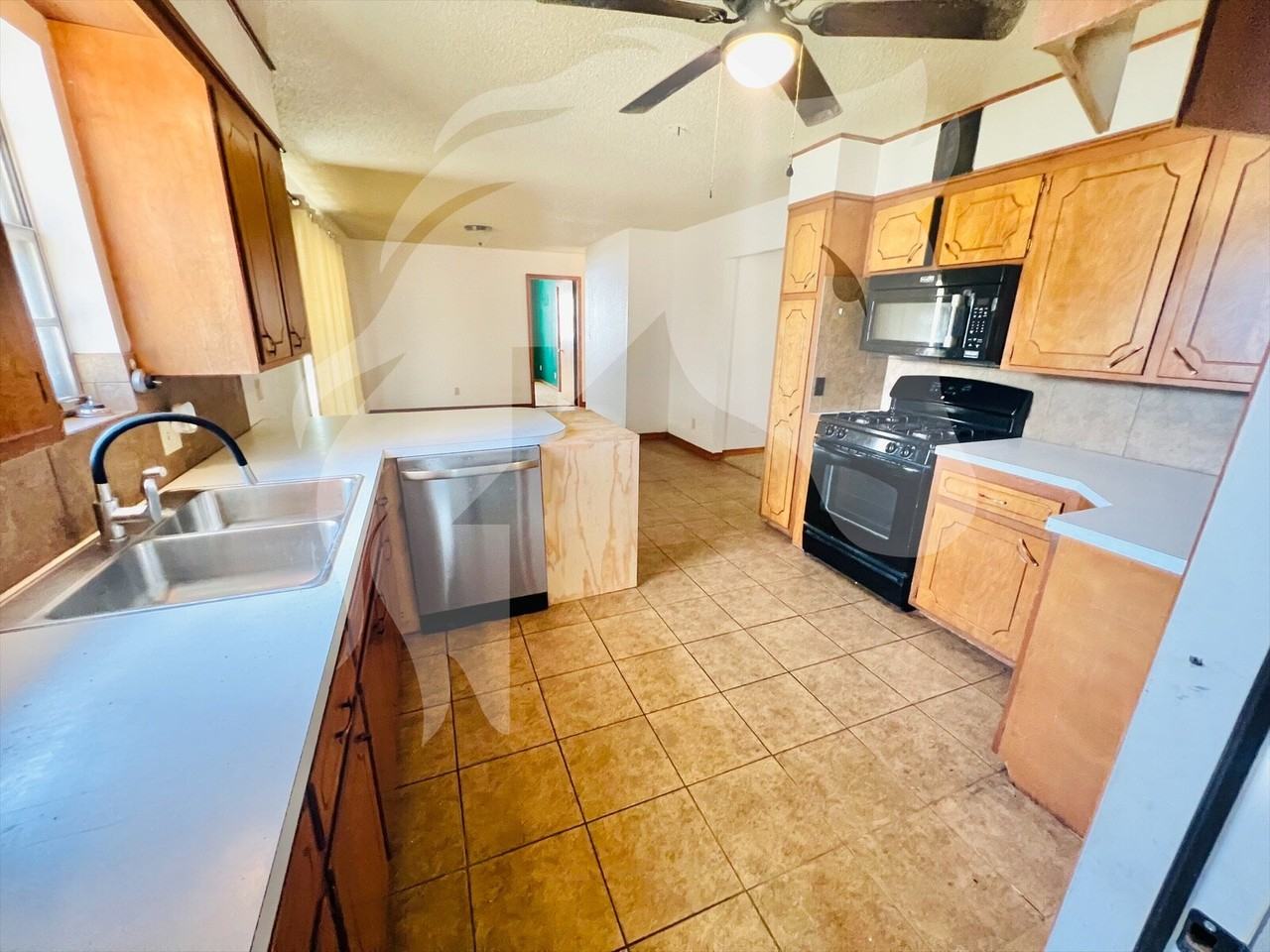 508 Sw 10th St - Photo 6 of 16