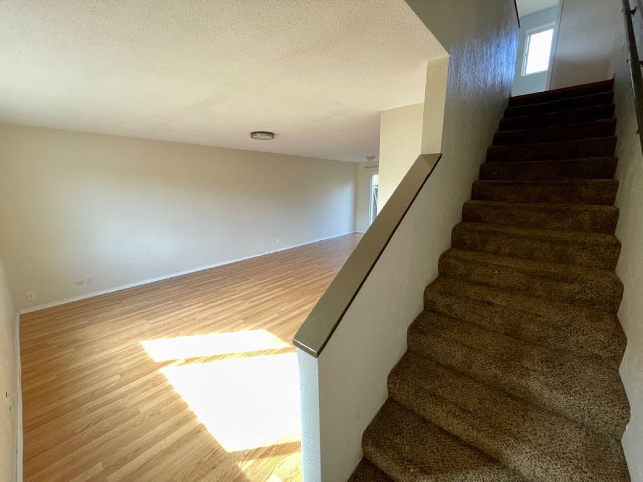 1678 Hayes St Apt A - Photo 2 of 15