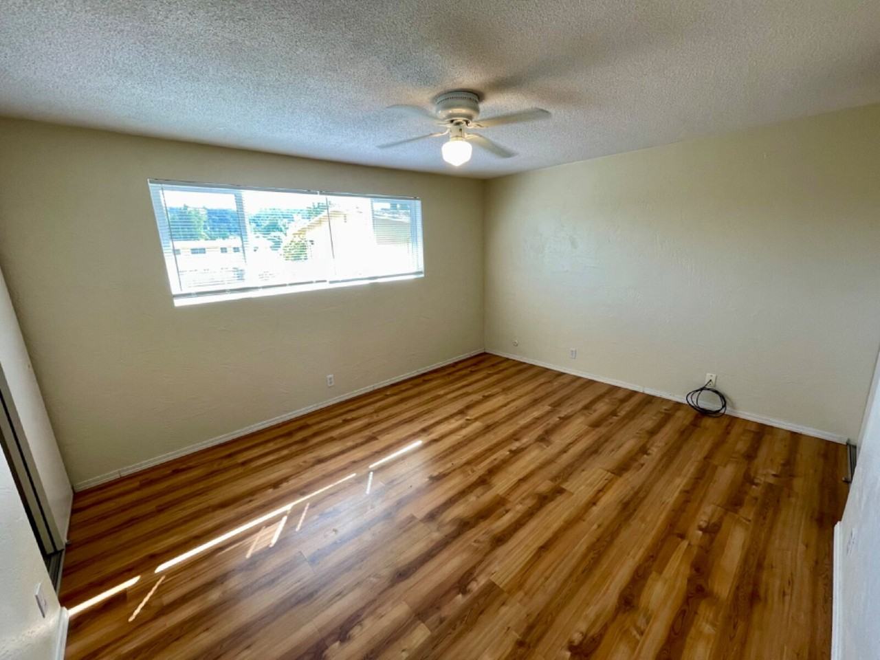 1678 Hayes St Apt A - Photo 4 of 15
