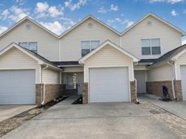 featured image of 953 Scenic Oak Ln