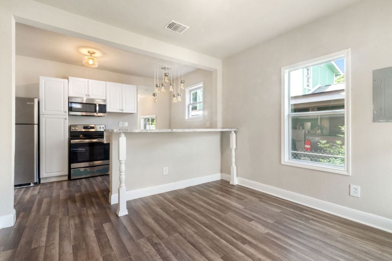 150 Sonora St - Photo 2 of 16