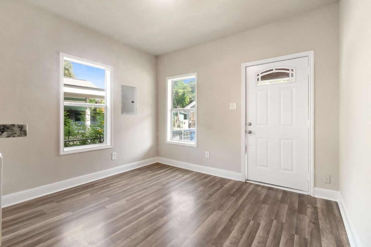 150 Sonora St - Photo 4 of 16