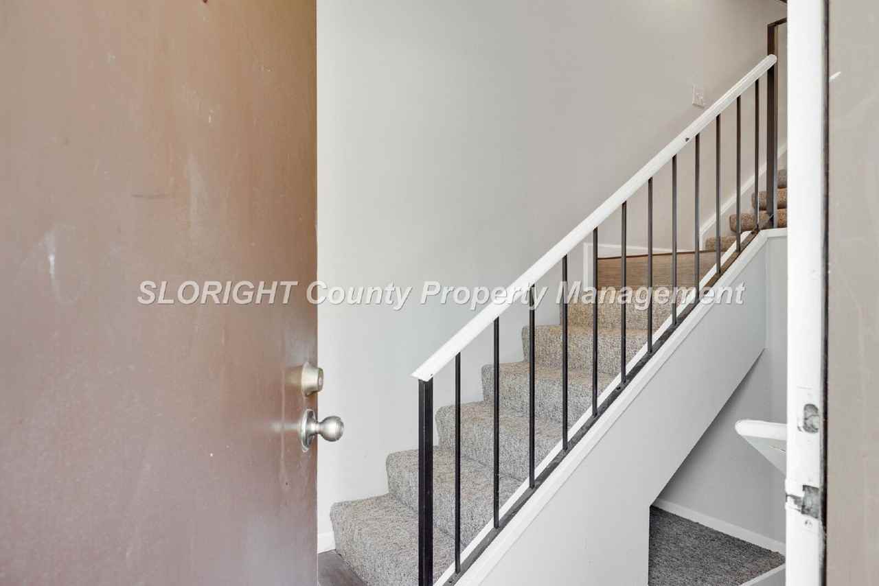 11295 Los Osos Valley Rd - Photo 7 of 42