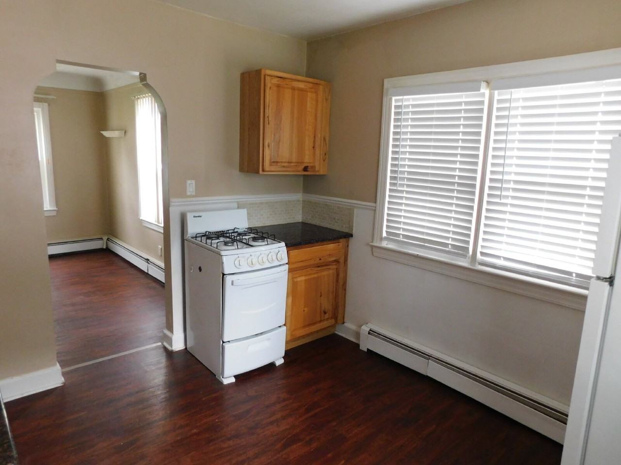 21617 Saint Gertrude St - Photo 5 of 13