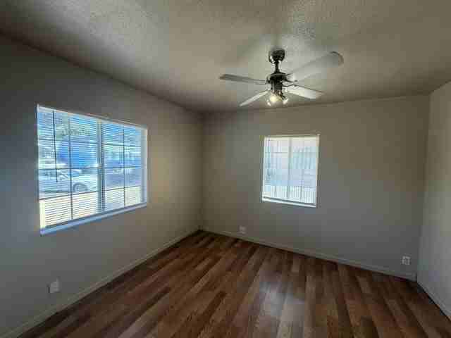 519 15th St #1 - Photo 6 of 12