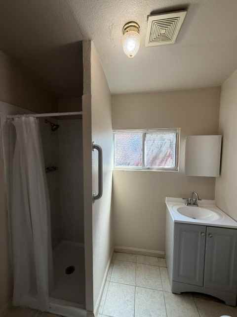 519 15th St #1 - Photo 2 of 12