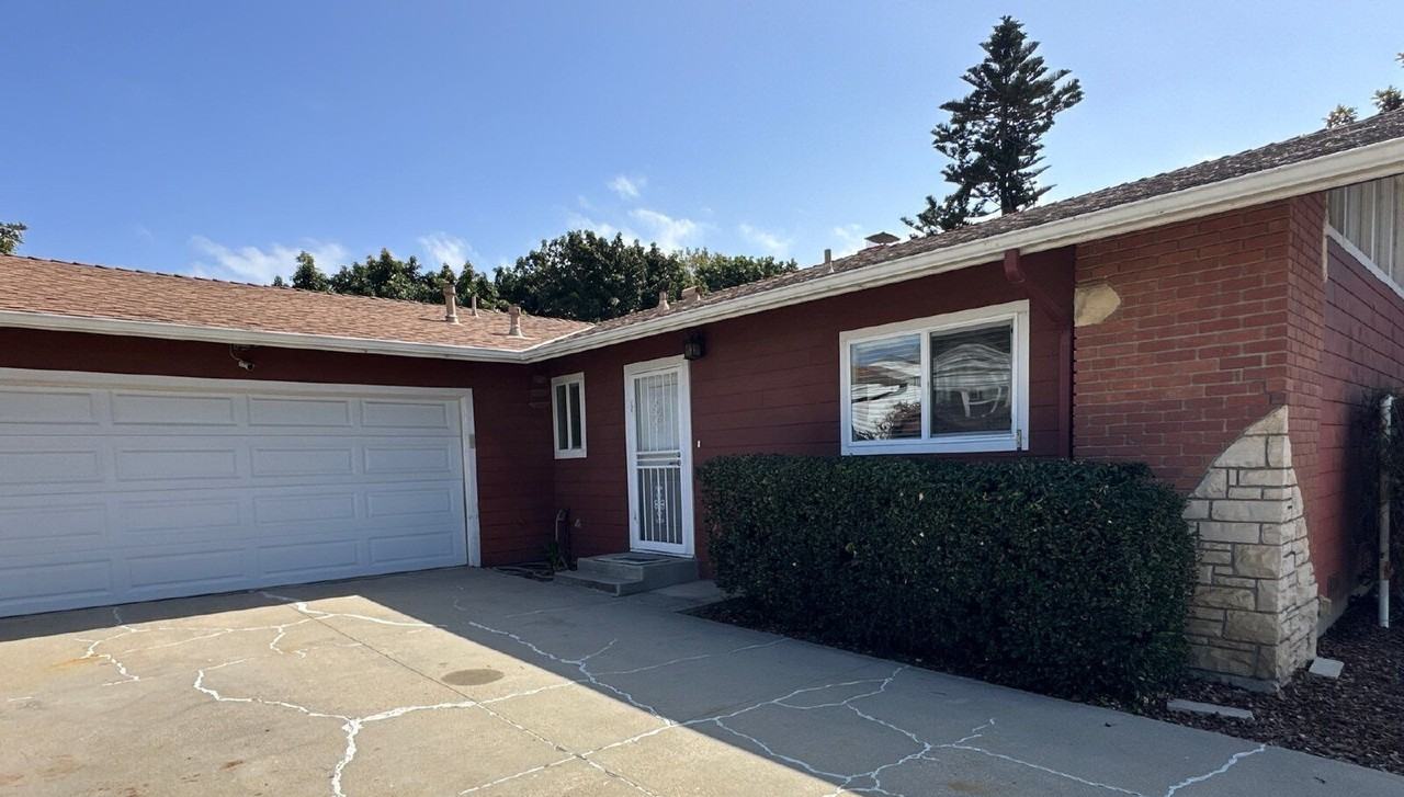521 Orchard Ave - Photo 2 of 18