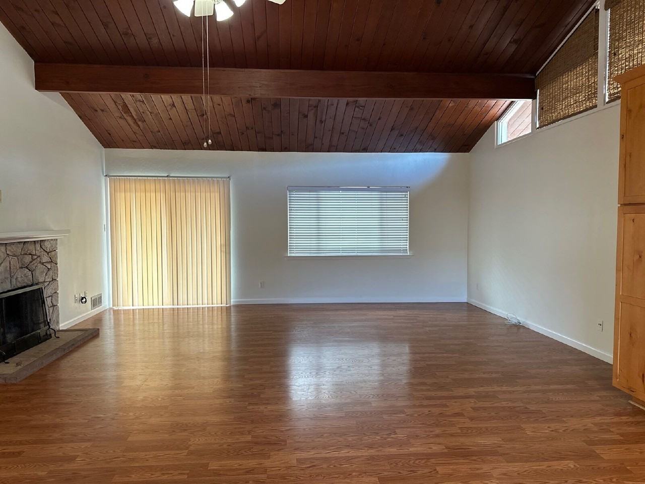 521 Orchard Ave - Photo 3 of 18