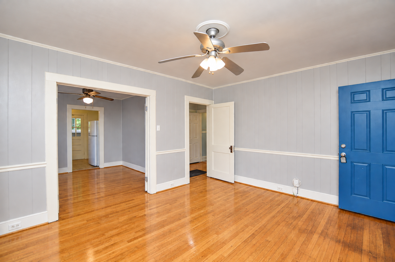 542 E Black St - Photo 6 of 23