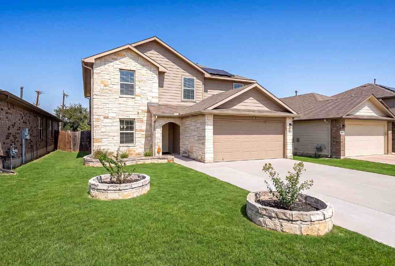 8834 Double Oak - Photo 2 of 50