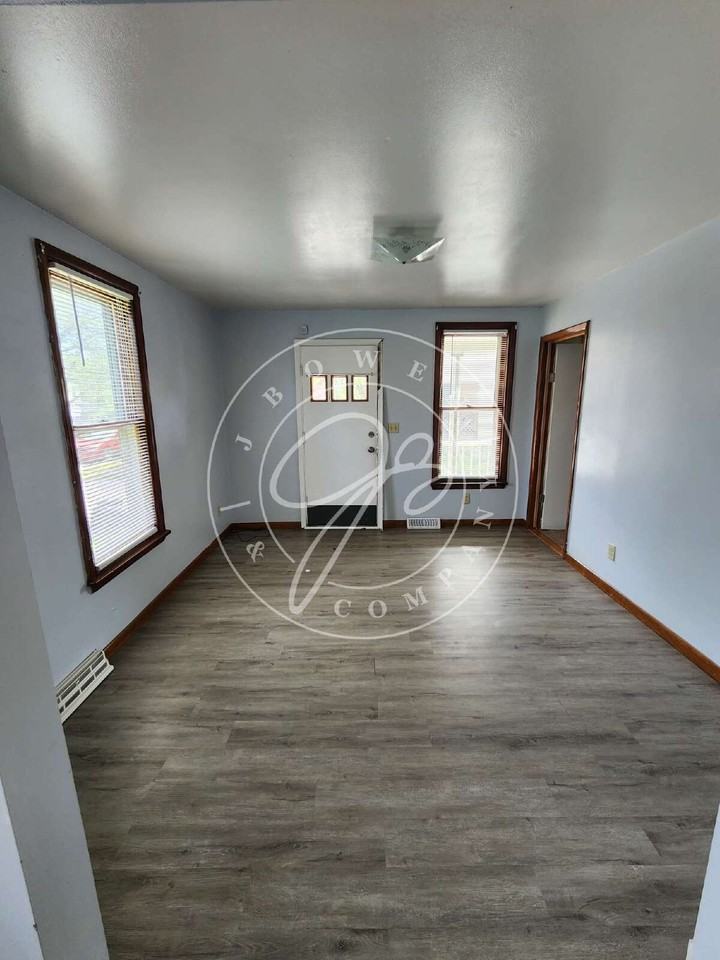 29 Magyar St - Photo 4 of 10